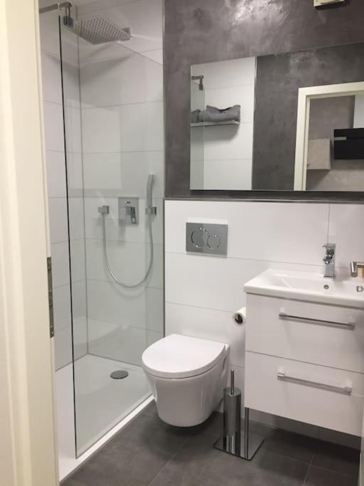 Modern Eingerichtetes Apartment Naehe Hauptbahnhof Braunschweig Ngoại thất bức ảnh
